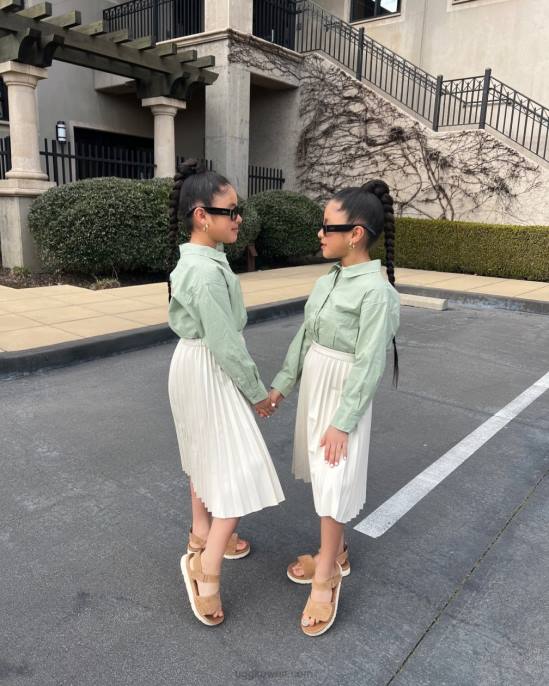 نجمة ذهبيه كستناء أطفال UGG 08HB1703