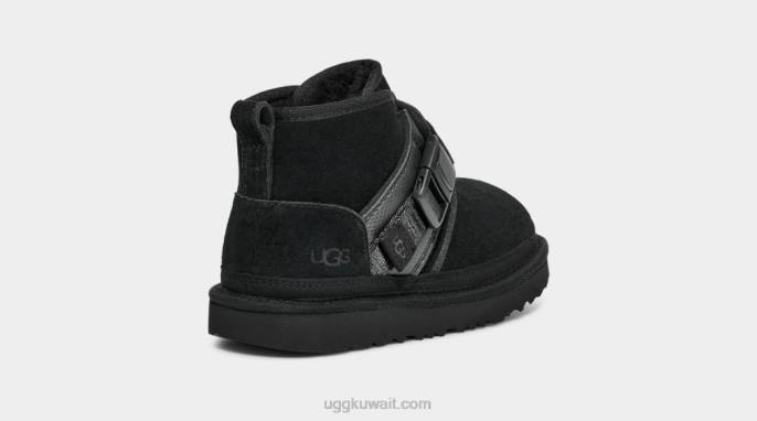 سناب باك نيوميل أسود أطفال UGG 08HB1708
