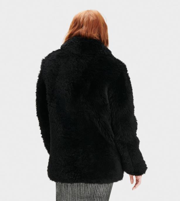 معطف قصير من ليانا أسود نحيف UGG 08HB1172