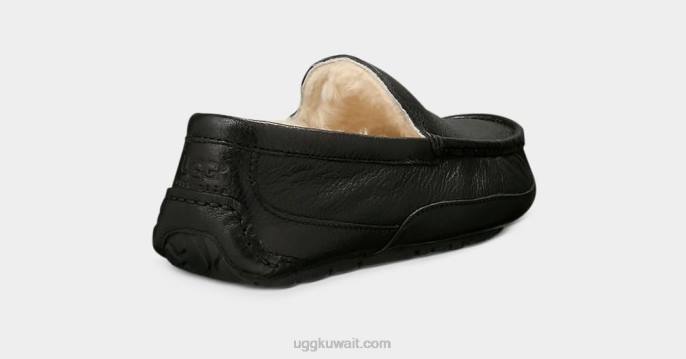 شبشب جلدي أسكوت أسود رجال UGG 08HB1539
