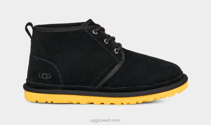 حذاء نيوميل أسود / ذرة رجال UGG 08HB1553