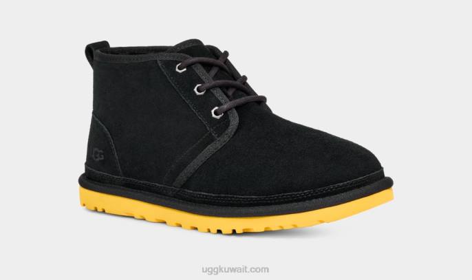 حذاء نيوميل أسود / ذرة رجال UGG 08HB1553