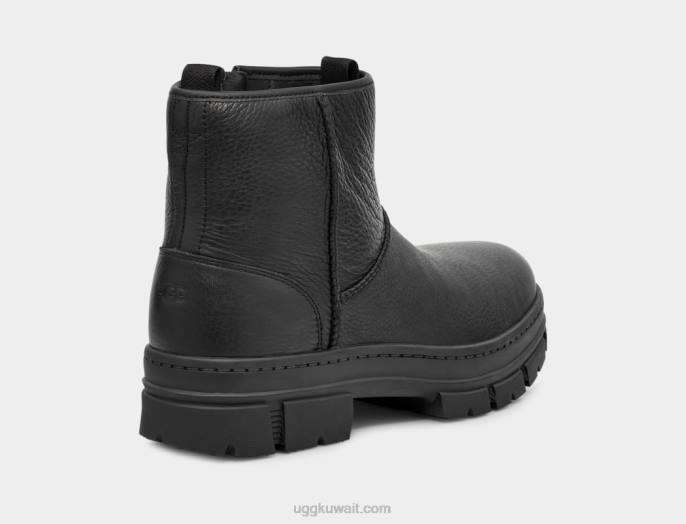 حذاء سكاي فيو كلاسيك بولون جلد أسود رجال UGG 08HB205
