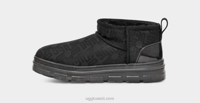 كلاسيك مونوغرام الترا ميني أسود نحيف UGG 08HB2136