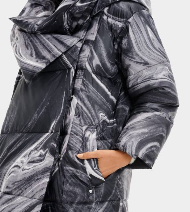 سترة كاترينا منفوخة رخام أسود / أبيض نحيف UGG 08HB2244