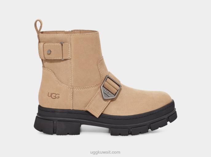 أشتون شورت رمل نحيف UGG 08HB35