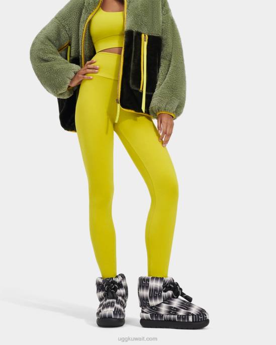 الكلاسيكية قصيرة الطول الموجي أسود / أبيض نحيف UGG 08HB672