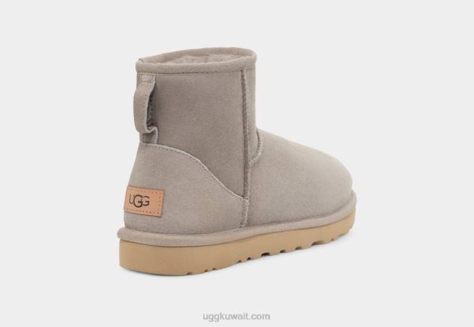 حذاء كلاسيك ميني الثاني نار المعسكر نحيف UGG 08HB854